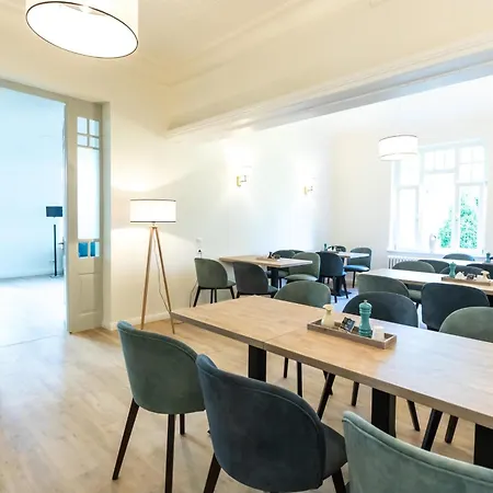 Am Haus 1 7 * Kuehlungsborn